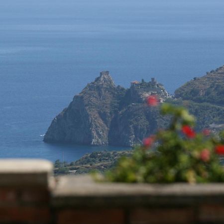 Resort Borgo San Rocco Savoca Buitenkant foto