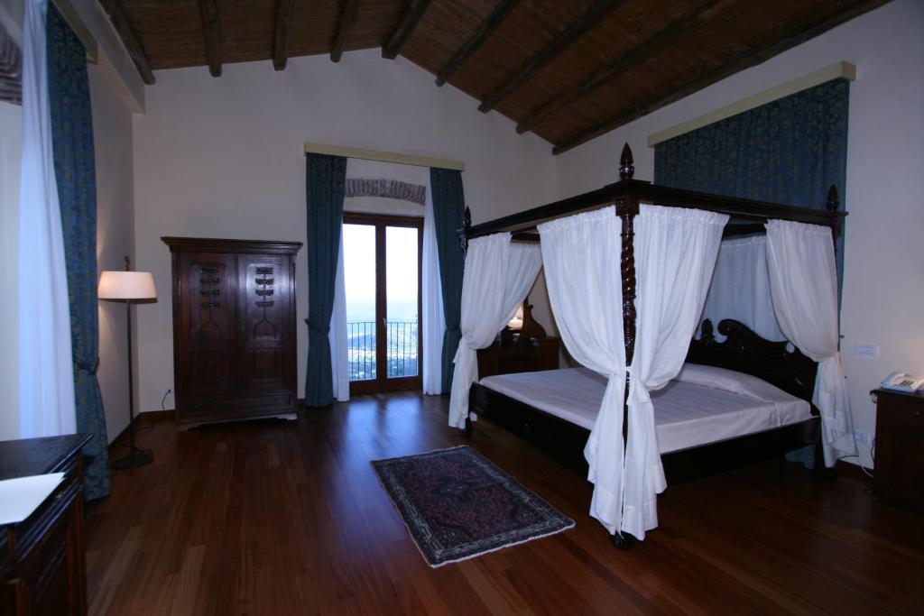 Resort Borgo San Rocco Savoca Kamer foto