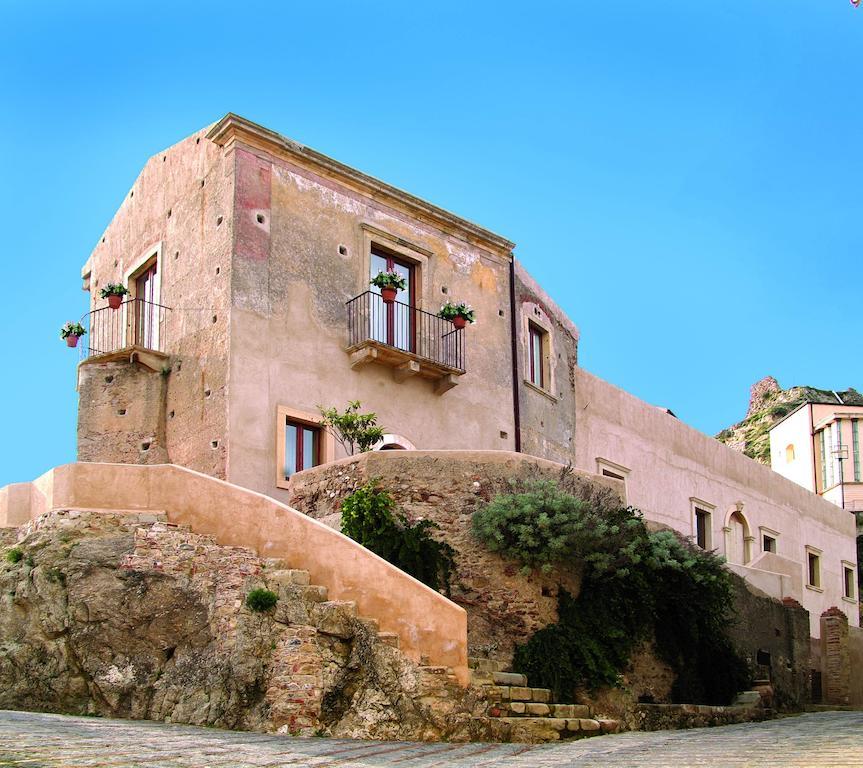 Resort Borgo San Rocco Savoca Buitenkant foto
