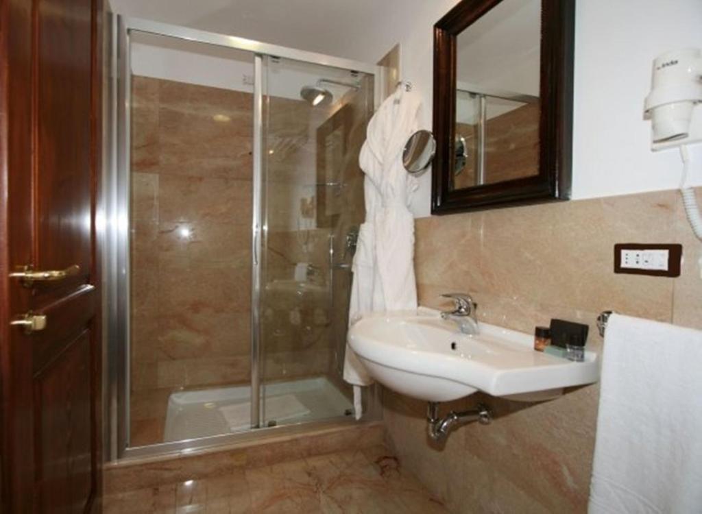 Resort Borgo San Rocco Savoca Kamer foto